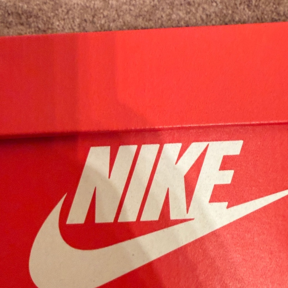 Nike Air Max Nuaxis Men's running shoe | sneakers | men’s size 7 | women’s 8.5 - Picture 11 of 14